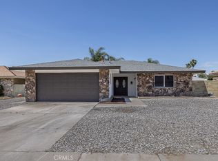 608 Monterey Pl, Hemet, CA 92543