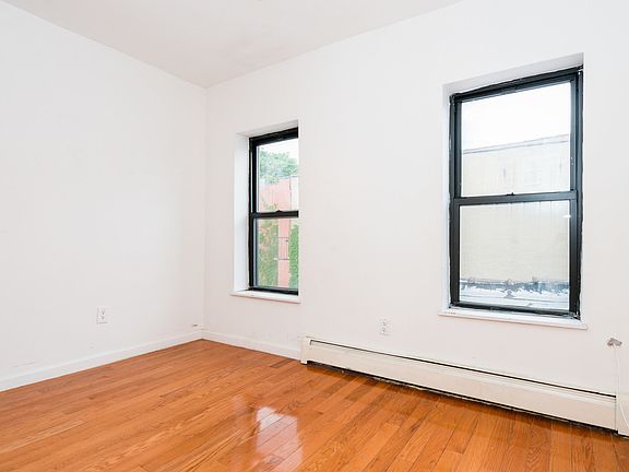 4th image of 739 Franklin Ave #3A