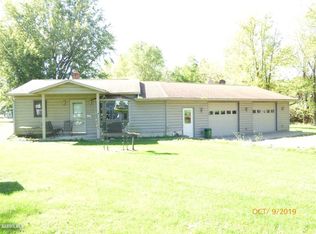 111 W Clinton St, Nora, IL 61059