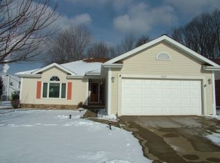 36231 Valley Vista Dr, Eastlake, OH 44095