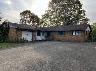 109 Hillcrest Dr, Danville, OH 43014