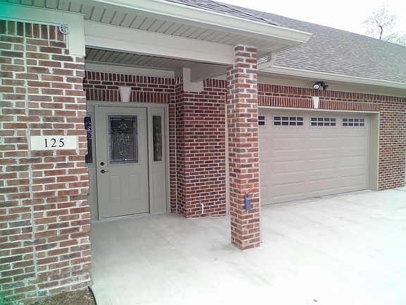 4th image of 125 Woods Way