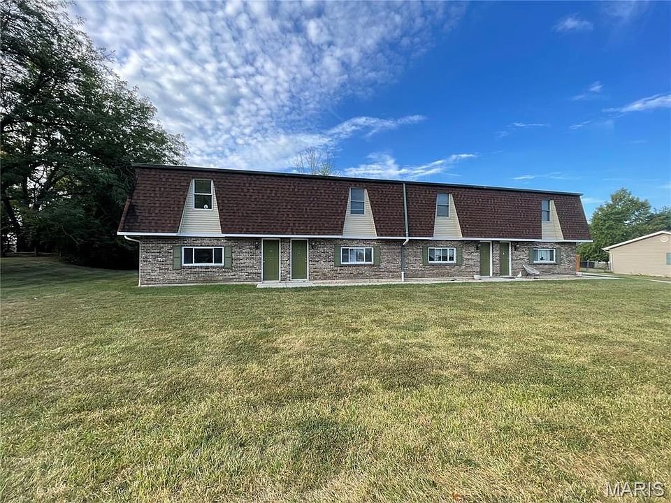 1st image of 1 Maple Dr