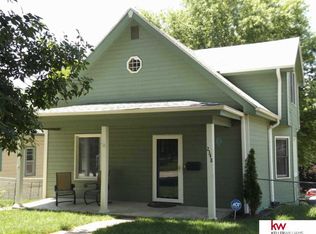 2348 N 61st St, Omaha, NE 68104