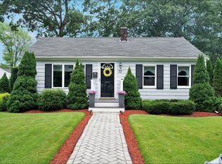 73 Green St, Abington, MA 02351