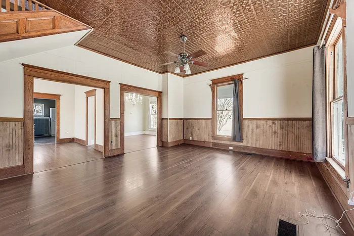 1400 Ash St — Photo 3