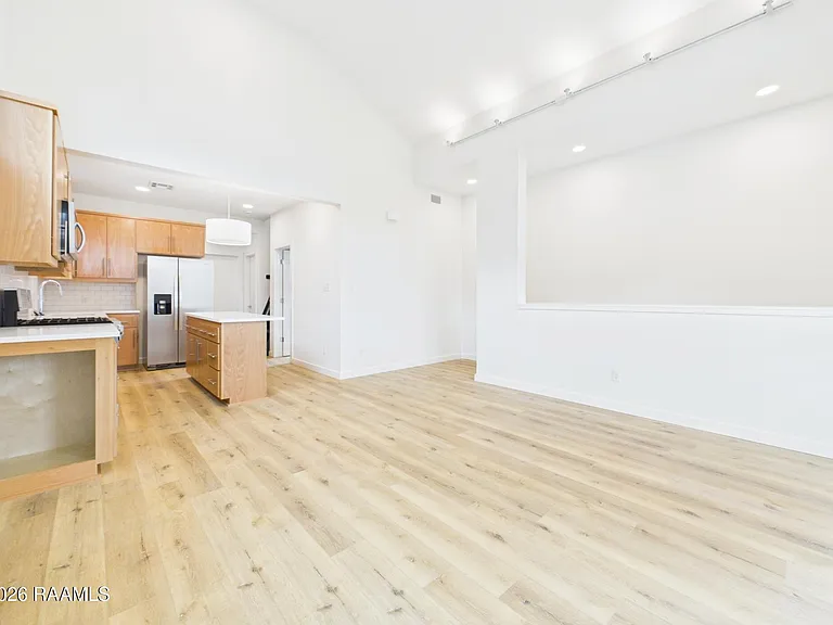 1120 S Washington St #101&201 — Photo 18
