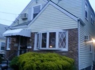 75 Roeckel Ave, Valley Stream, NY 11580