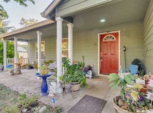 145 4th St, Fairview, OR 97024