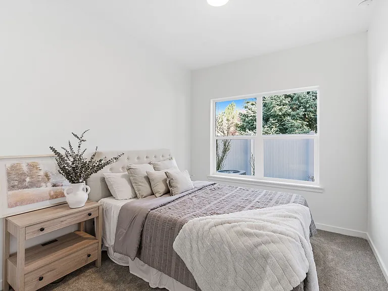 510 Diamond Ln — Photo 30
