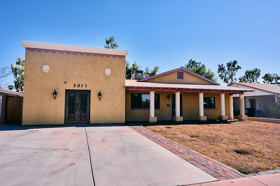 3 bed, 3.5 bath, 2979 sqft, $3,500 — Photo 2