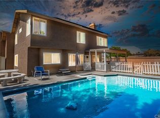 1387 Oxford Cir, Corona, CA 92878