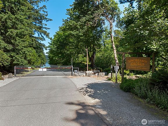 3rd image of 16418 94th Street SW