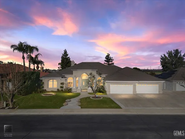 6760 Iron Oak Dr, Bakersfield, CA 93312