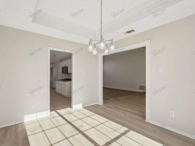 2314 Stillwater Dr — Photo 7