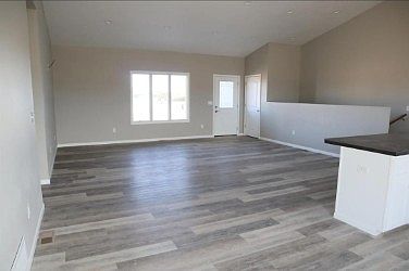 4th image of 10581 E Briarwood Dr