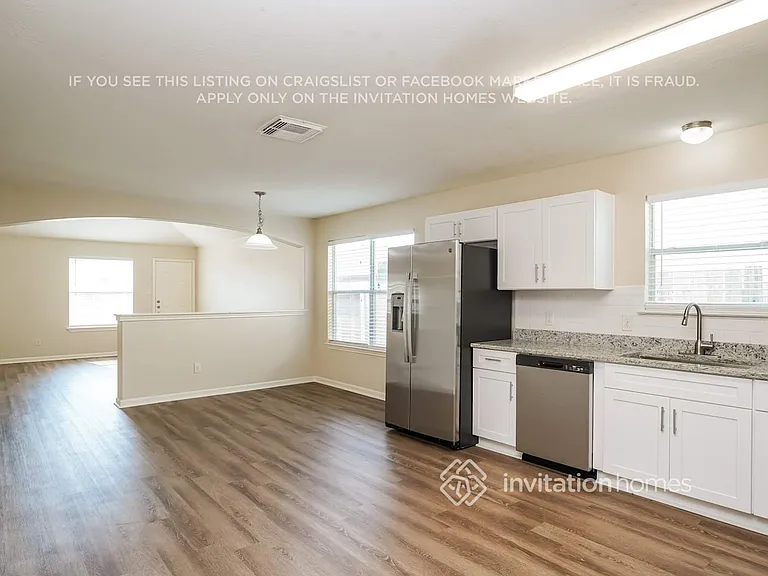 8583 Chaletford Dr — Photo 7