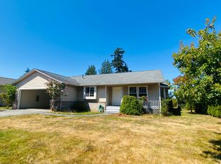 2406 14th St, Anacortes, WA 98221