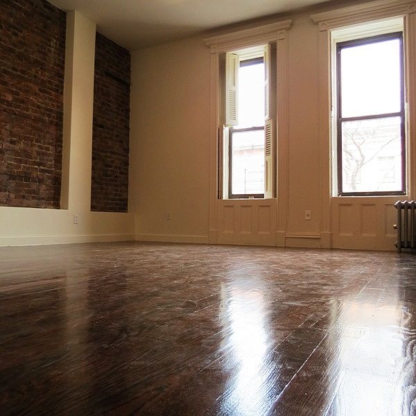 2nd image of 358 Myrtle Ave