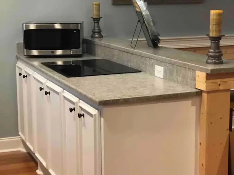1142 Victoria Rd #2 — Photo 1