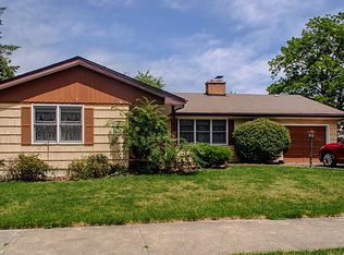 75 McKinley Ave, Steger, IL