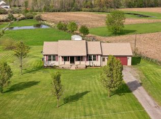 1825 River Bend Dr, Fowlerville, MI