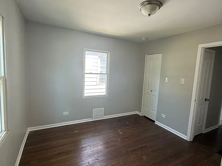 16963 Shea Ave — Photo 3
