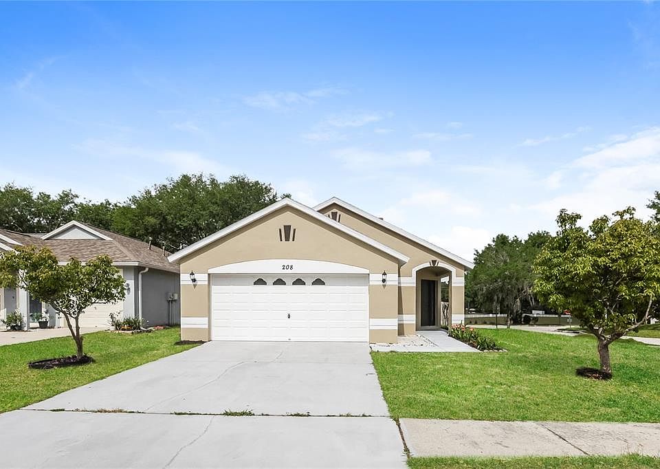 1st image of 208 Summer Sails Dr