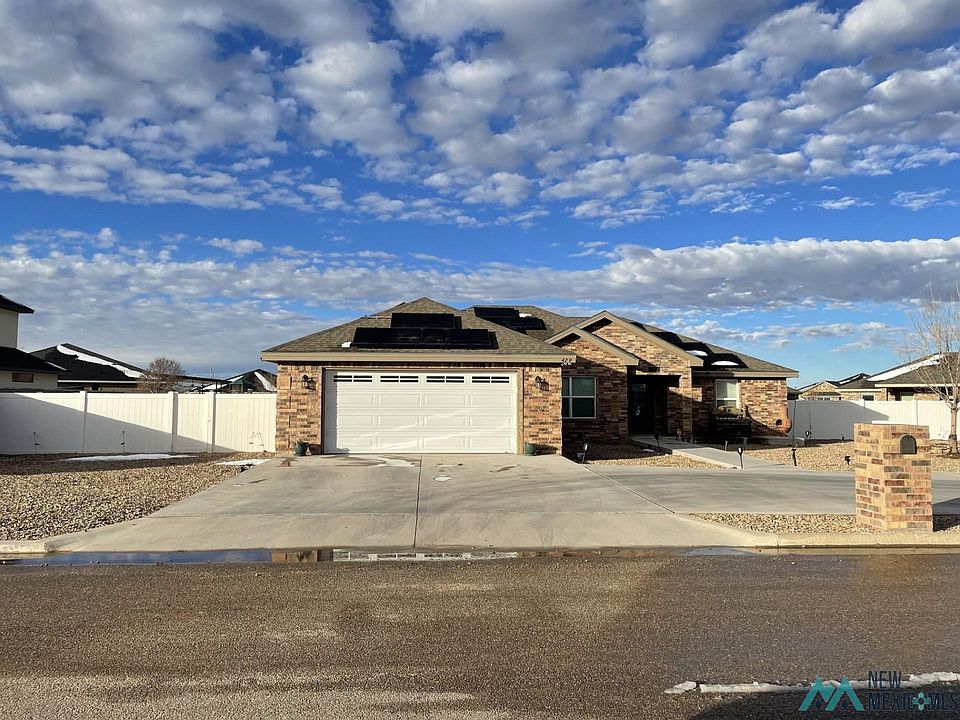 1st image of 429 E University Dr