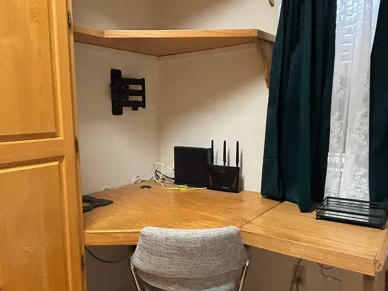 Dedicated Work-from-Home Office Space