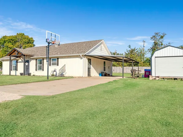 134 Private Road 43790, Paris, TX 75462