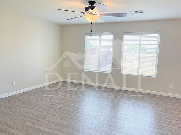 5th image of 7826 S Peppertree Dr