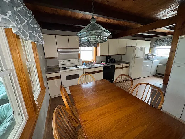 58 Atlantic Ave #8 — Photo 2