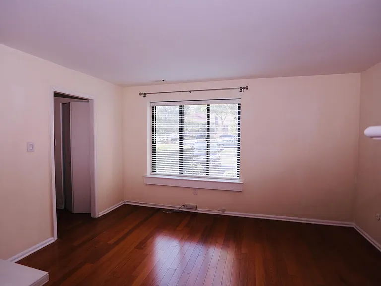 133 Woodgate Ln #23 — Photo 9