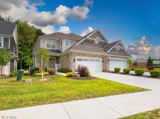 143 Town Centre Dr, Broadview Heights, OH 44147