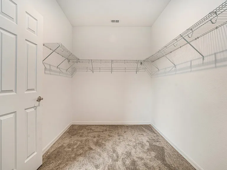 1105 Lady Gouldian Ct — Photo 21
