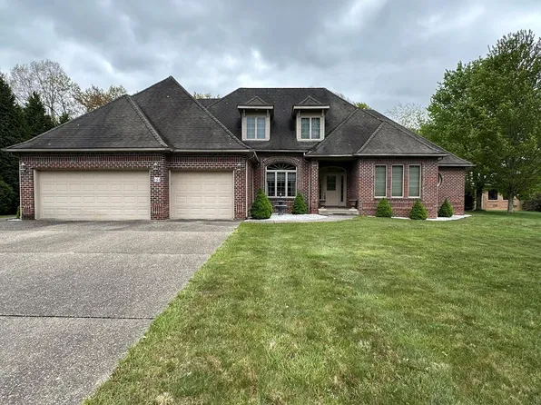 151 Brierhill Dr, Beckley, WV 25801