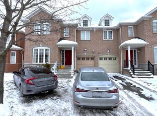 267 Flagstone Way, Newmarket, ON L3X 2Y1