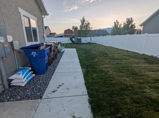 4927 N Brandon Park Dr, Eagle Mountain, UT 84005