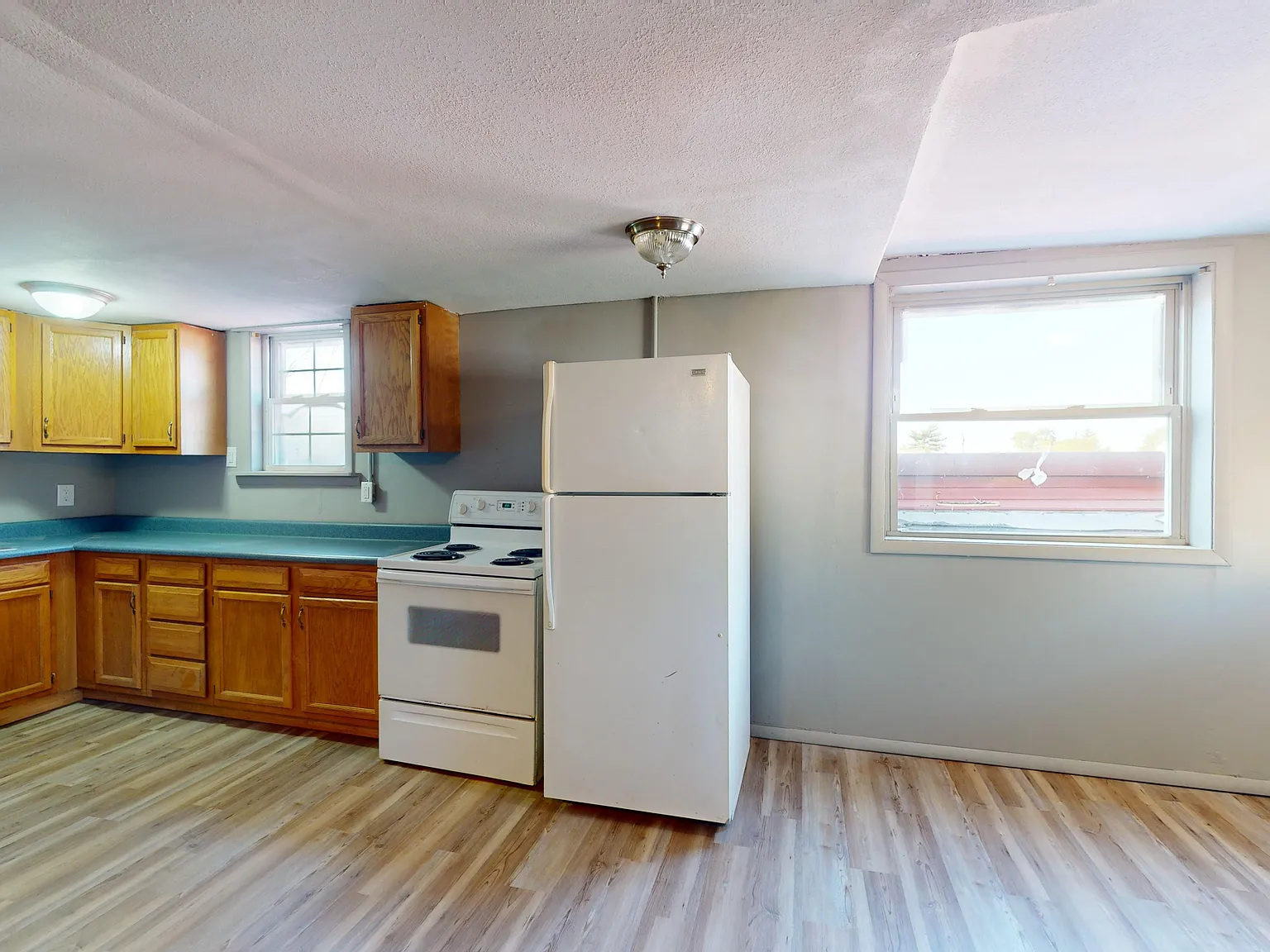 3749 S Washington St — Photo 1