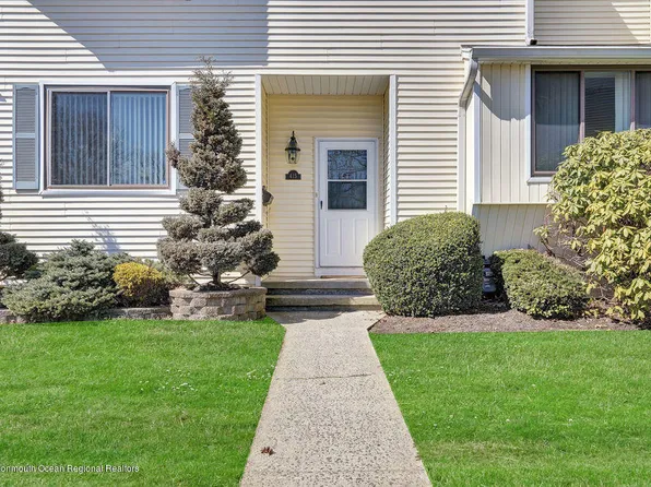 415 Middlewood Rd, Middletown, NJ 07748
