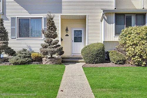 415 Middlewood Rd Photo 1