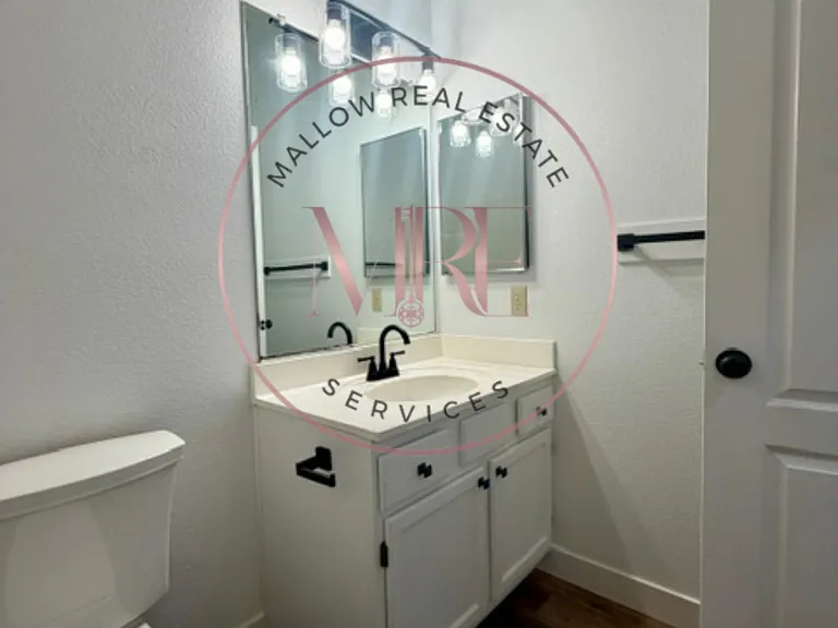 1170 Yolanda Dr — Photo 4