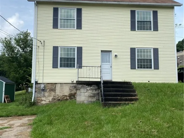 2860 Harding St, Export, PA 15632