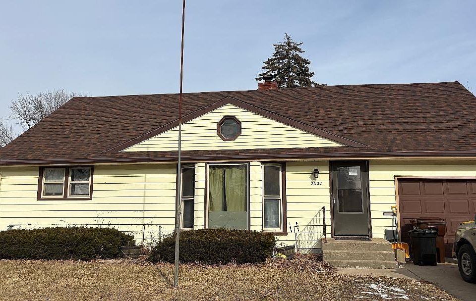 1st image of 2622 Hooker Ave
