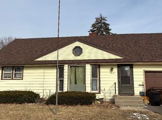 2622 Hooker Ave, Rockford, IL 61108