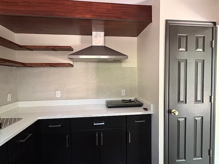 2977 Carolyn Dr — Photo 7