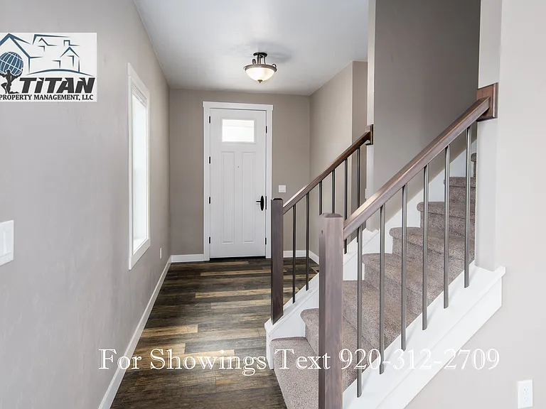 1087 Faith Ct #1 — Photo 8