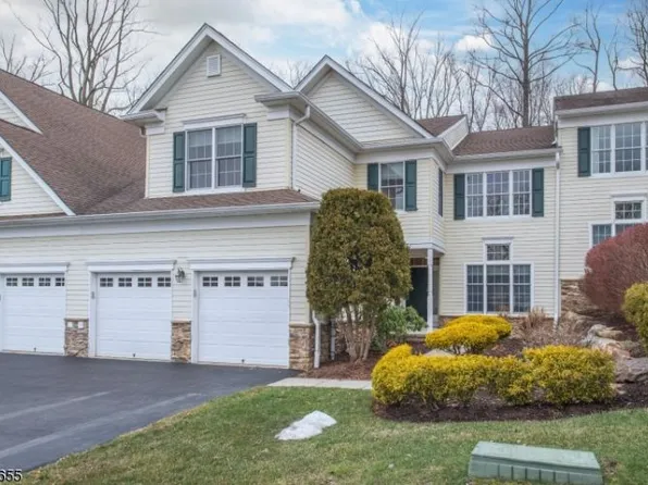 62 Mackenzie Ln N #1402, Denville, NJ 07834