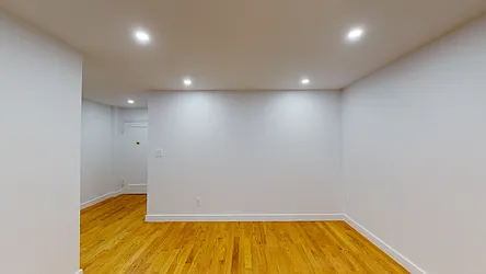 Sold by Thomas Lipovetsky, LREB